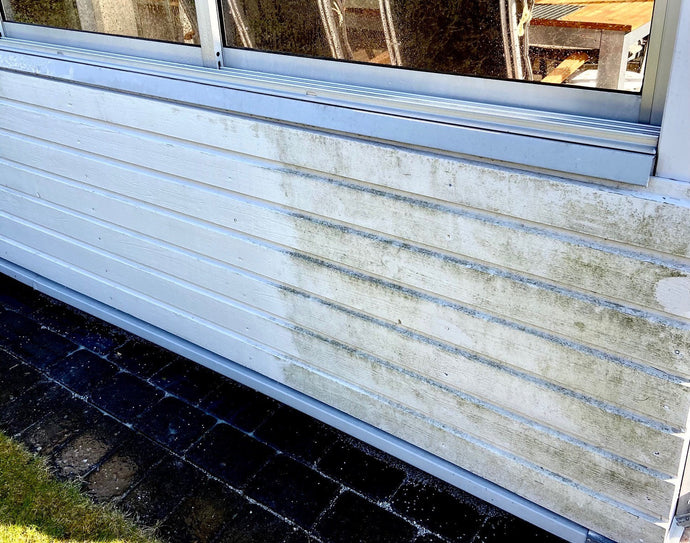 Rengöra tak med DuraClean – effektiv takrengöring för hemägare